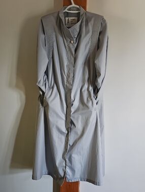 London Fog Light Gray Women's Trench Coat with Stand Collar